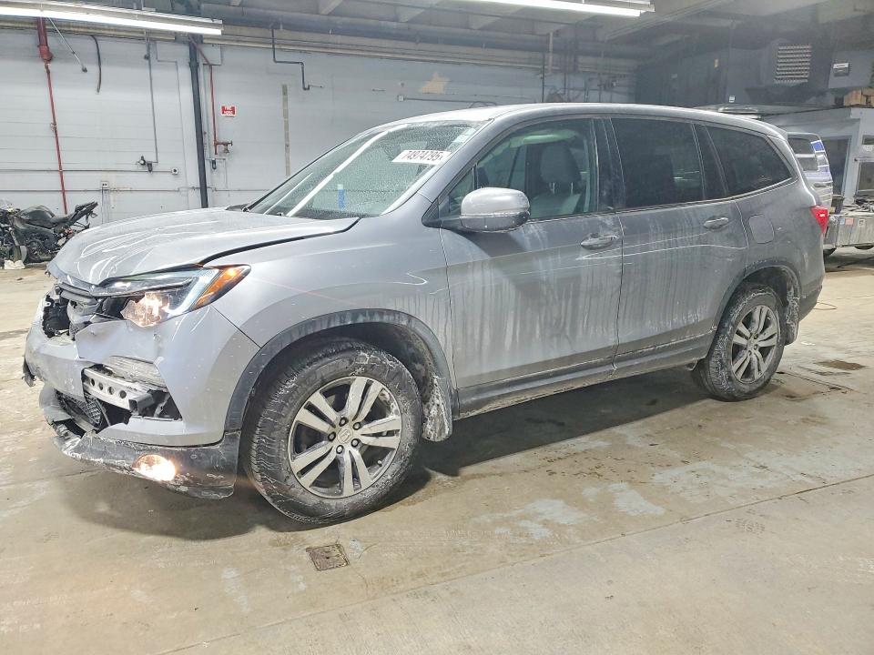 HONDA PILOT EXL 2016 with VIN 5FNYF6H87GB114670 - Photo from auction