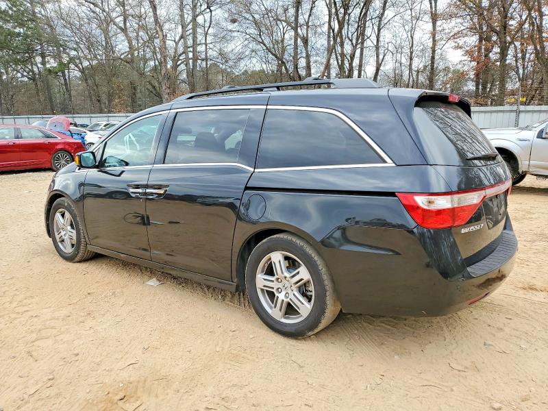 Photo 2 from auction – 2013 HONDA ODYSSEY TO with VIN 5FNRL5H97DB047516