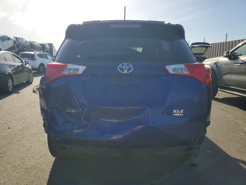 Photo 6 from auction – 2015 TOYOTA RAV4 XLE with VIN 2T3RFREV7FW246966