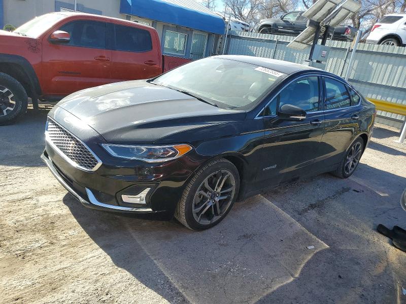 FORD FUSION 2019 with VIN 3FA6P0RU8KR272946 - Photo from auction