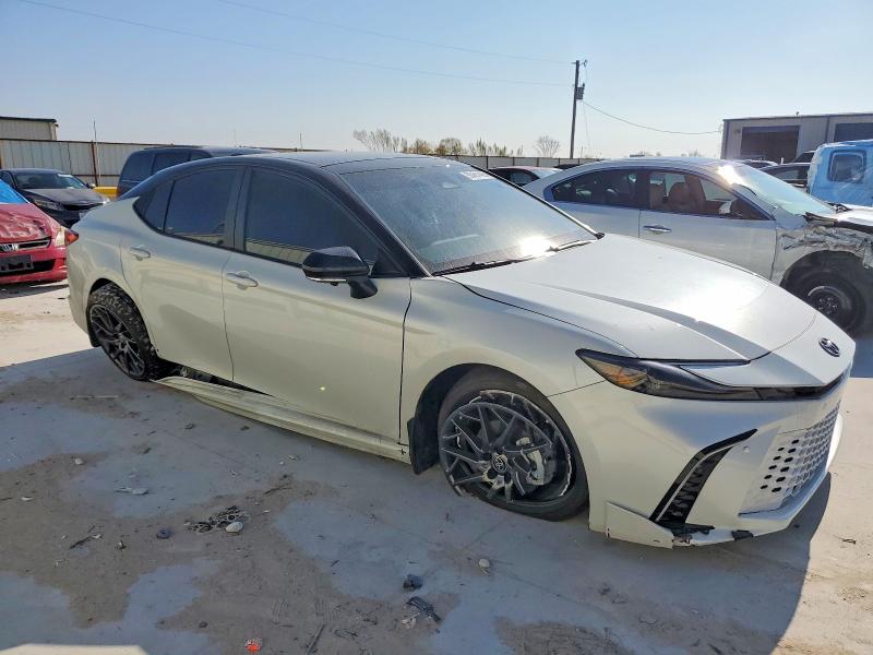 Photo 4 from auction – 2025 TOYOTA CAMRY with VIN 4T1DAACK9SU182015