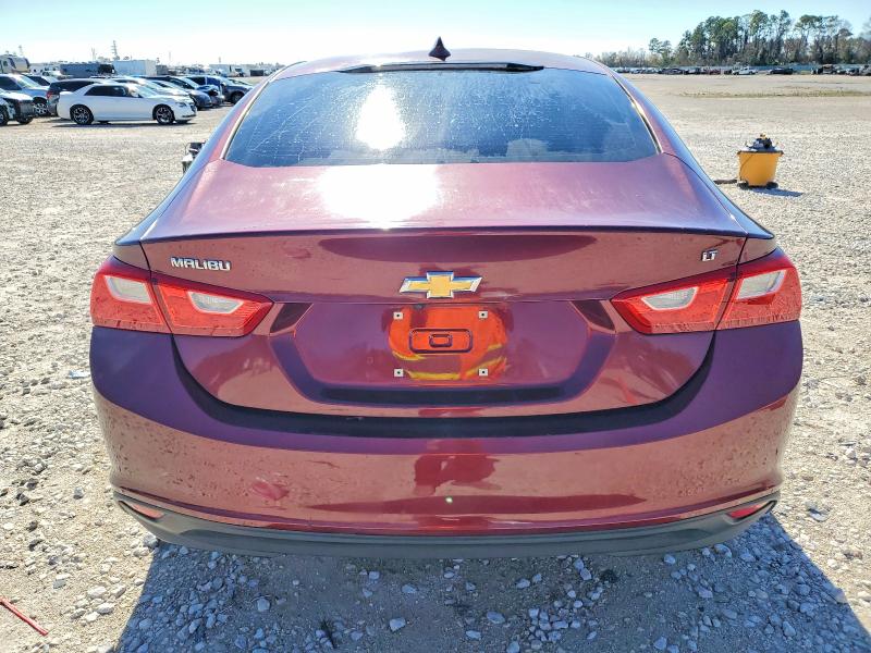 Photo 6 from auction – 2016 CHEVROLET MALIBU  LT with VIN 1G1ZE5ST7GF274776