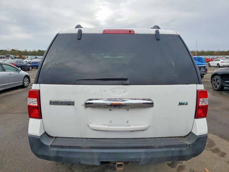 Photo 6 from auction – 2010 FORD EXPEDITION with VIN 1FMJU1G58AEB64970