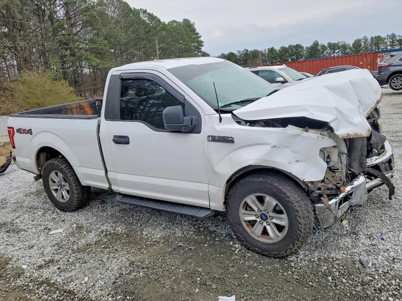 Photo 4 from auction – 2015 FORD F150 with VIN 1FTMF1E81FKD07873