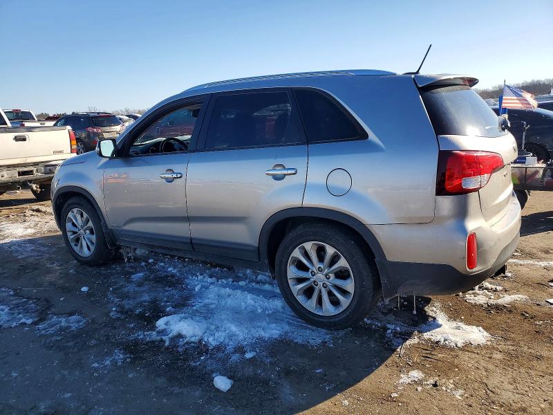 Photo 2 from auction – 2014 KIA SORENTO EX with VIN 5XYKUDA74EG541246