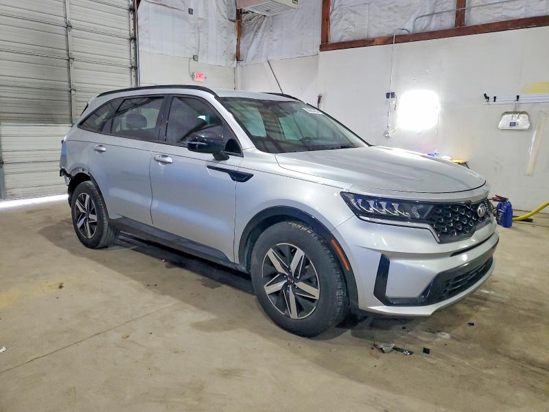 Photo 4 from auction – 2021 KIA SORENTO with VIN 5XYRL4LC4MG010736