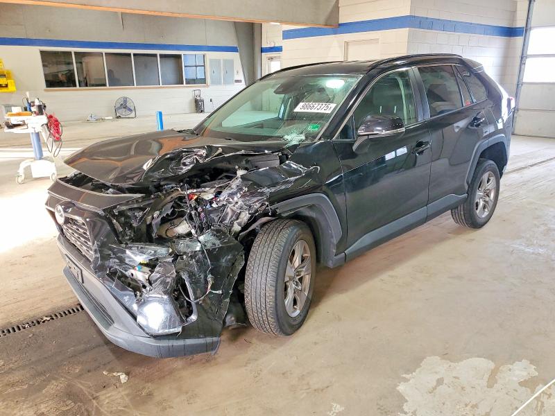Photo 1 from auction – 2022 TOYOTA RAV4 XLE with VIN 2T3P1RFV9NC284915