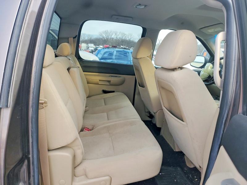 Photo 10 from auction – 2007 CHEVROLET SILVERADO with VIN 2GCEC13J071643440