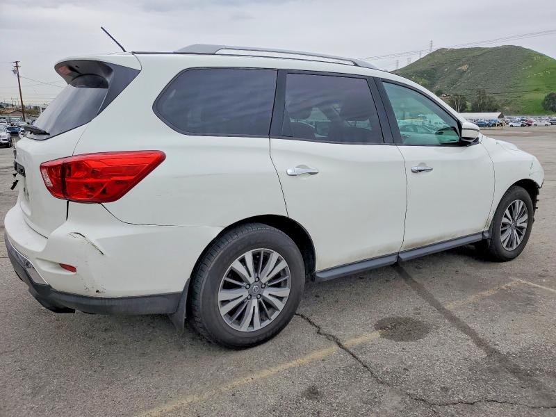 Photo 3 from auction – 2017 NISSAN PATHFINDER with VIN 5N1DR2MN4HC616427