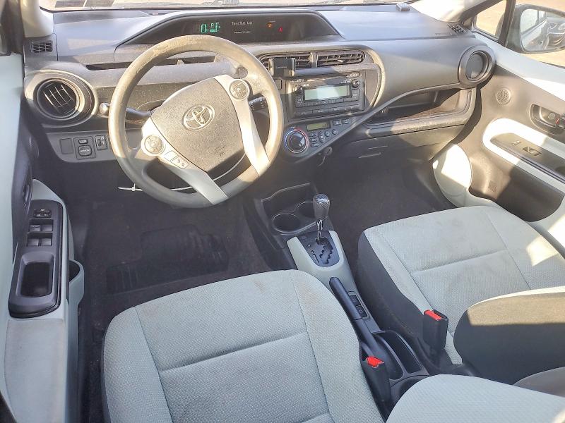 Photo 8 from auction – 2012 TOYOTA PRIUS C with VIN JTDKDTB32C1509530