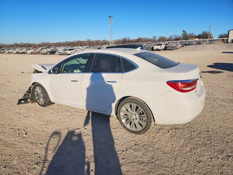 Photo 2 from auction – 2014 BUICK VERANO with VIN 1G4PP5SK2E4129472