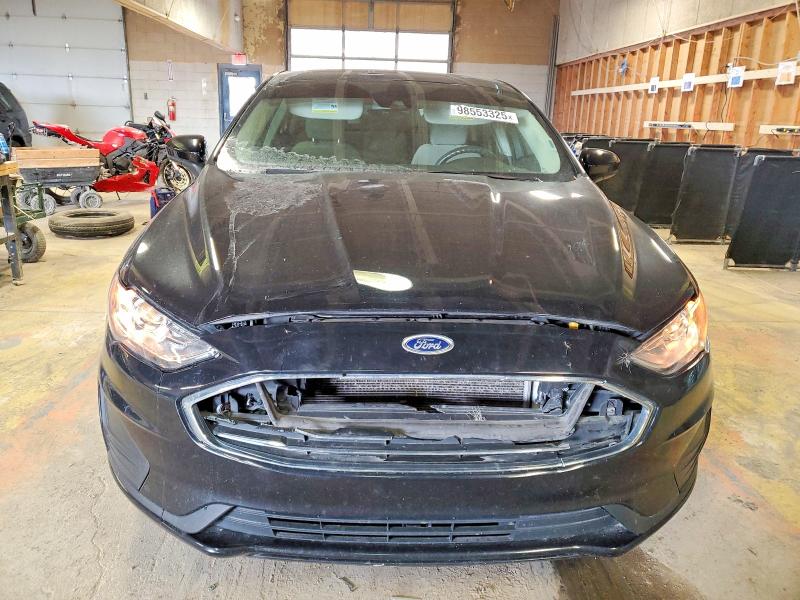 Photo 5 from auction – 2019 FORD FUSION S with VIN 3FA6P0G73KR282281