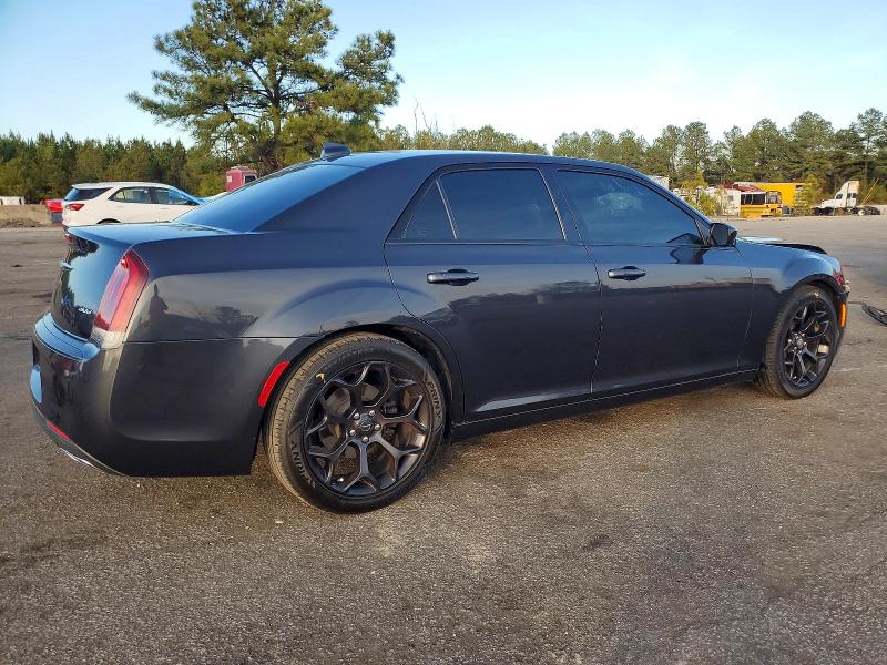 Photo 3 from auction – 2019 CHRYSLER 300 with VIN 2C3CCAAG8KH612245