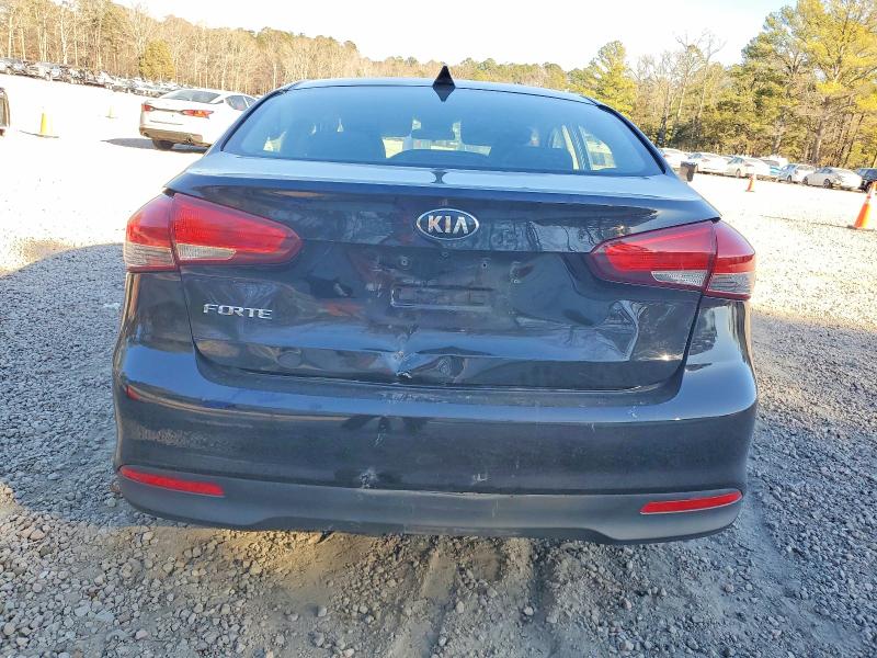 Photo 6 from auction – 2018 KIA FORTE LX with VIN 3KPFL4A78JE255346
