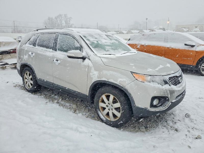 Photo 4 from auction – 2012 KIA SORENTO BA with VIN 5XYKT3A69CG285218