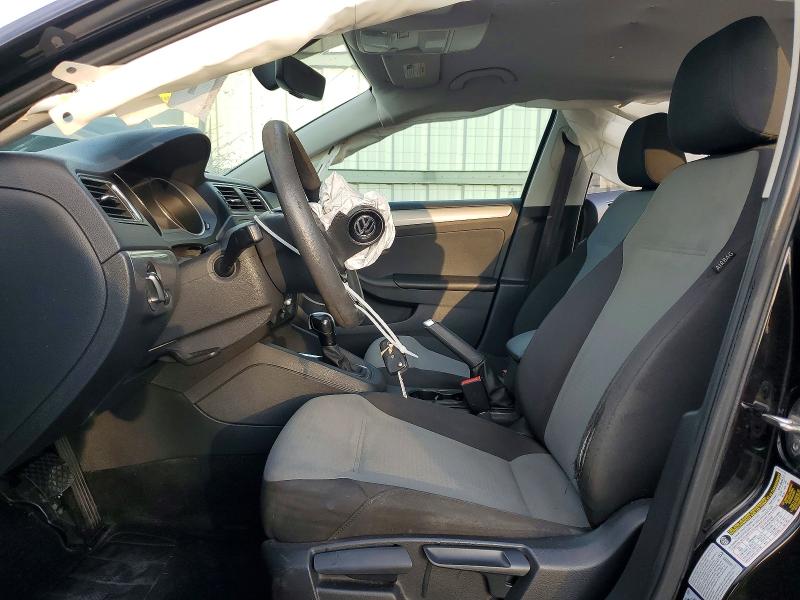 Photo 7 from auction – 2017 VOLKSWAGEN JETTA with VIN 3VW2B7AJ0HM358935