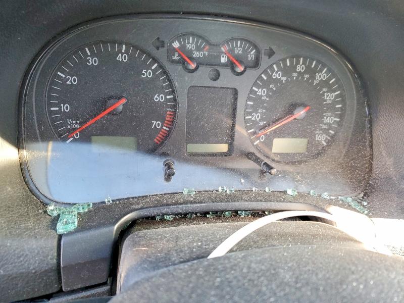 Photo 9 from auction – 2002 VOLKSWAGEN JETTA GLS with VIN 3VWSB69M22M169557