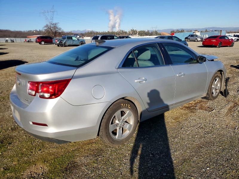 Photo 3 from auction – 2015 CHEVROLET MALIBU LS with VIN 1G11A5SL4FF119903