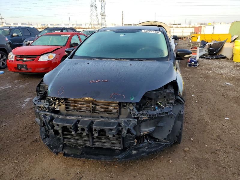 Photo 5 from auction – 2014 FORD FOCUS SE with VIN 1FADP3K2XEL170245