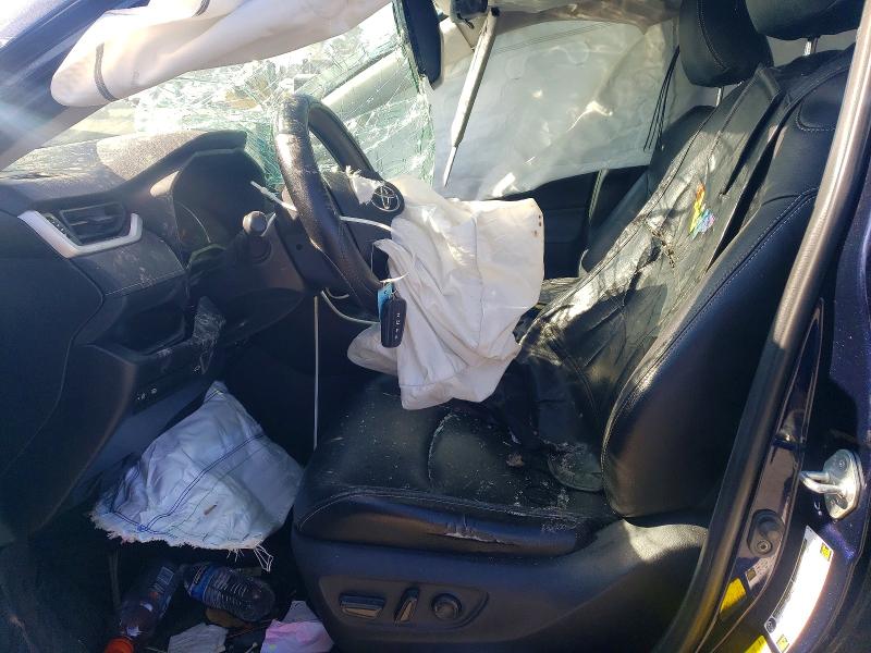 Foto 7 de la subasta – 2019 TOYOTA RAV4 con VIN 2T3W1RFV5KC024244