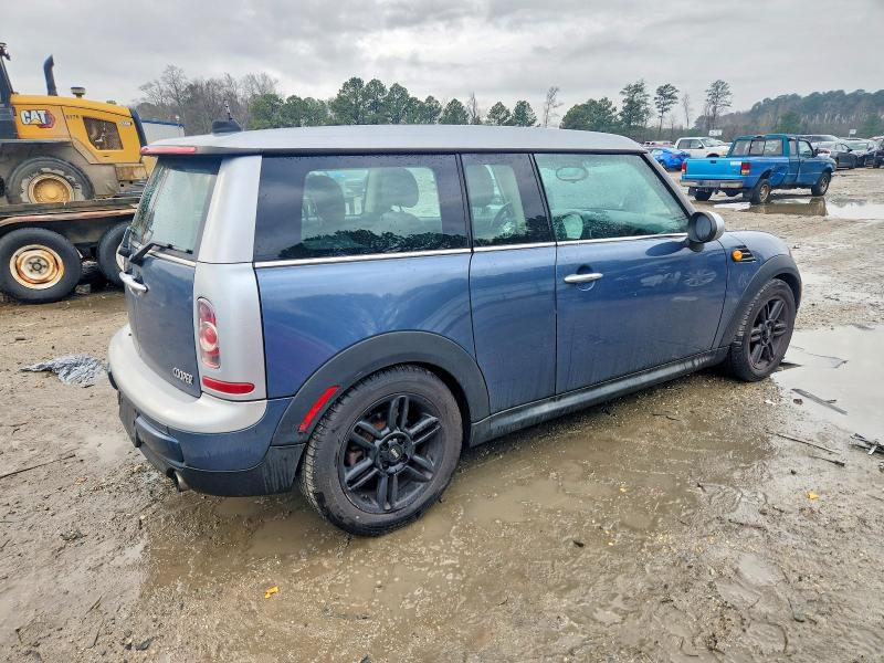 Photo 3 from auction – 2011 MINI COOPER CLU with VIN WMWZF3C50BTY00374