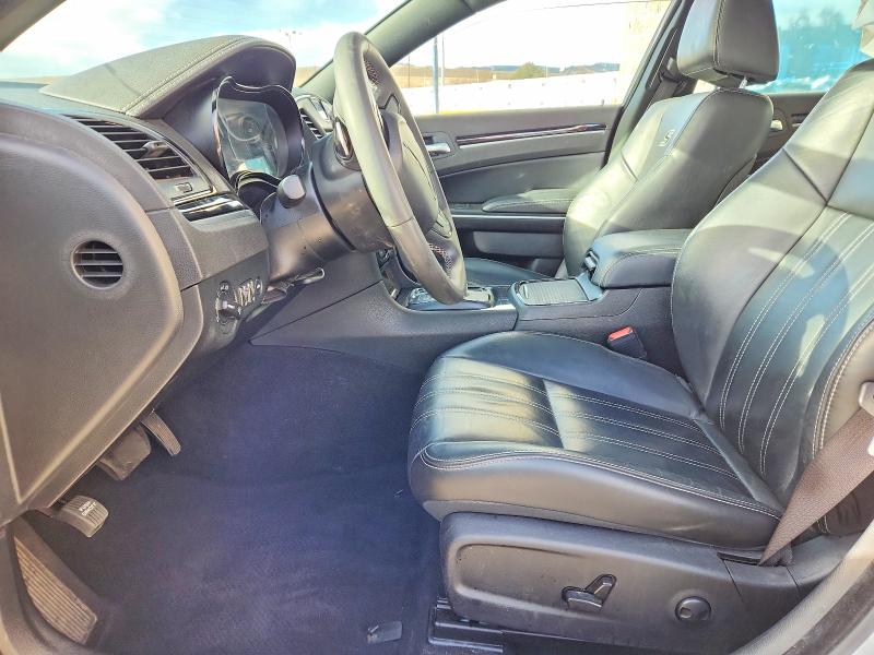 Photo 7 from auction – 2023 CHRYSLER 300 with VIN 2C3CCABG2PH537807