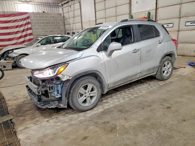 CHEVROLET TRAX 1LT 2018 with VIN KL7CJLSB2JB716072 - Photo from auction