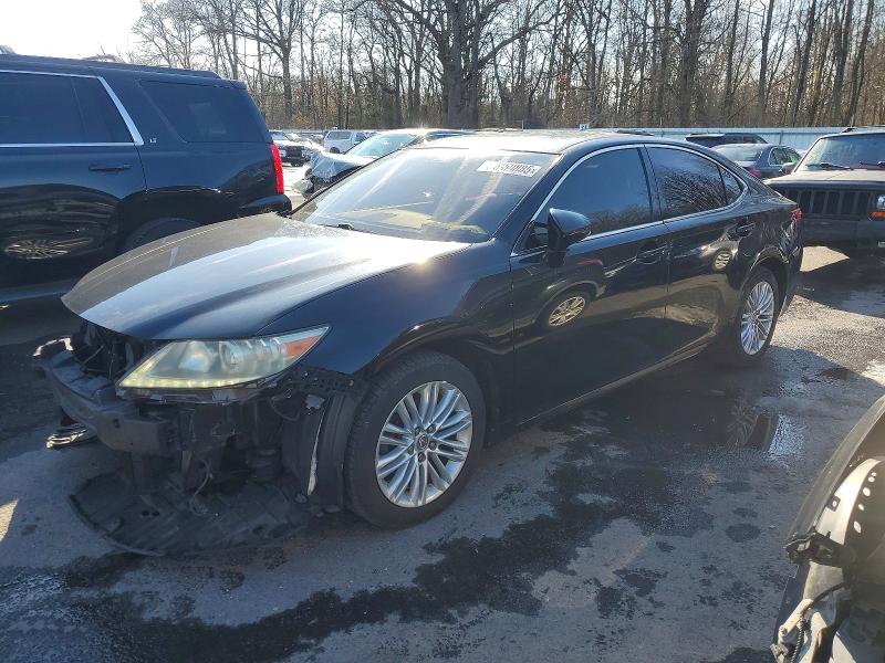 LEXUS ES 350 2013 with VIN JTHBK1GG5D2048016 - Photo from auction