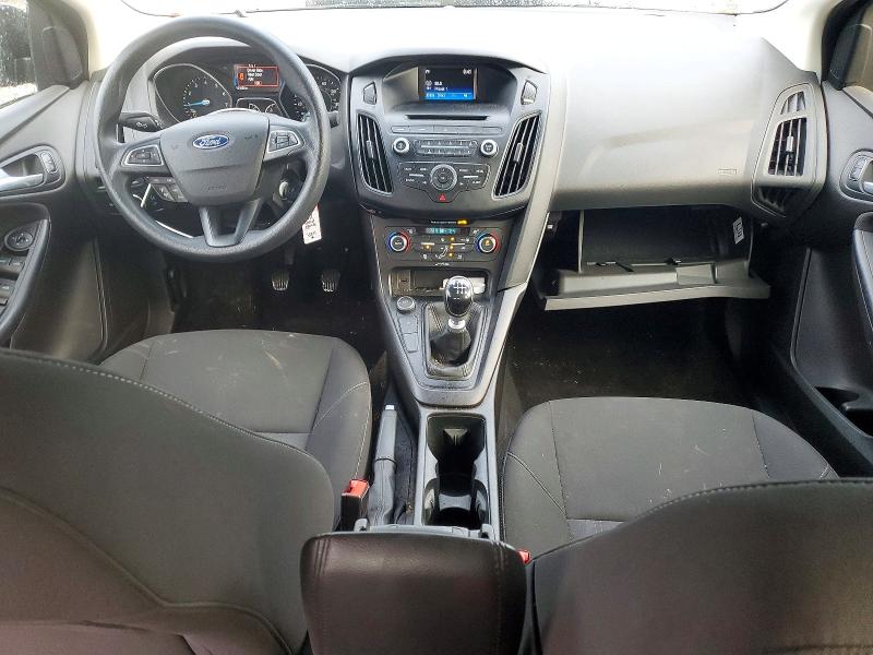 Photo 8 from auction – 2016 FORD FOCUS SE with VIN 1FADP3FE2GL203701