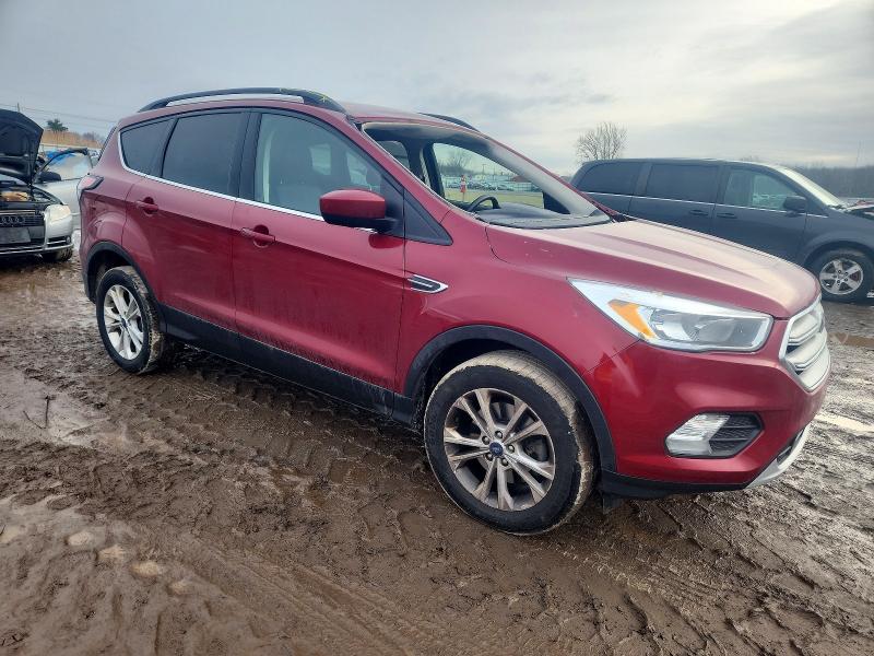 Photo 4 from auction – 2018 FORD ESCAPE SE with VIN 1FMCU9GD9JUD53163