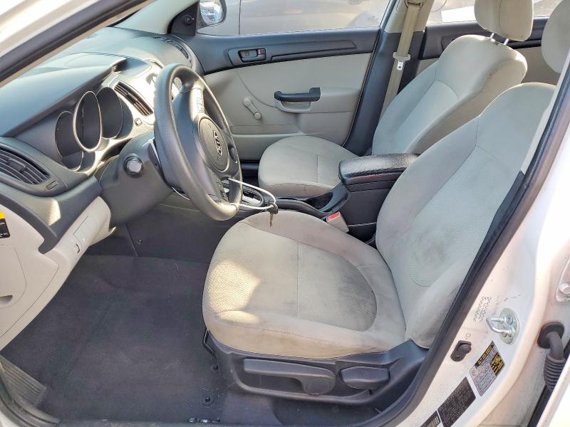 Photo 7 from auction – 2010 KIA FORTE LX with VIN KNAFT4A24A5108793
