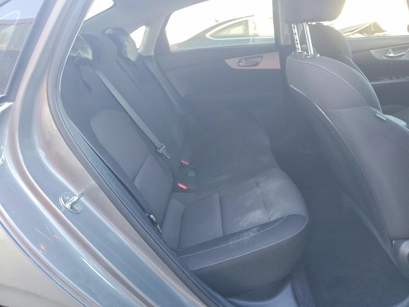 Photo 10 from auction – 2023 KIA FORTE LX with VIN 3KPF24ADXPE512136