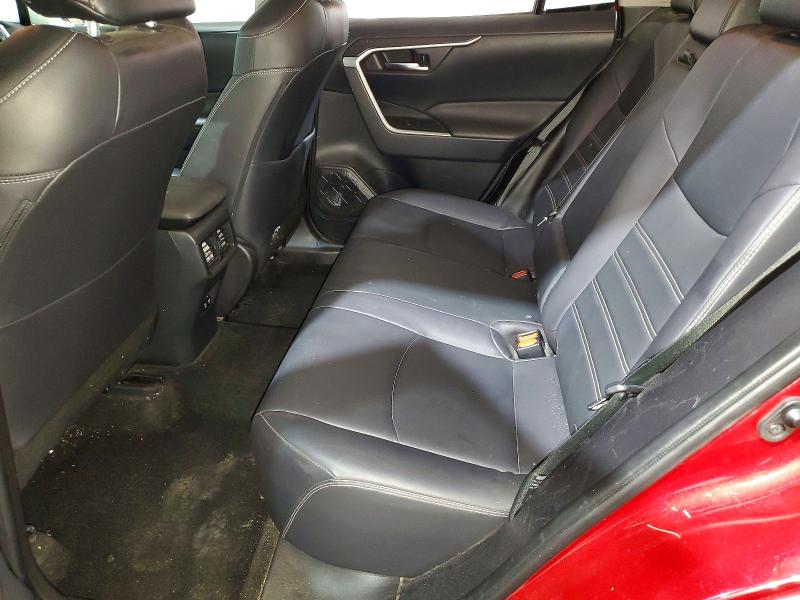 Photo 10 from auction – 2019 TOYOTA RAV4 XLE P with VIN JTMA1RFV0KD036453