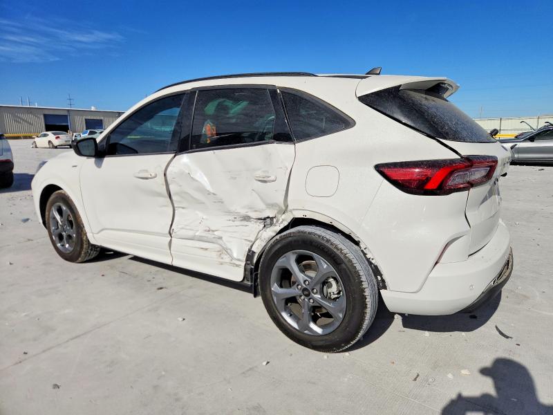 Photo 2 from auction – 2023 FORD ESCAPE with VIN 1FMCU0MN2PUB45336