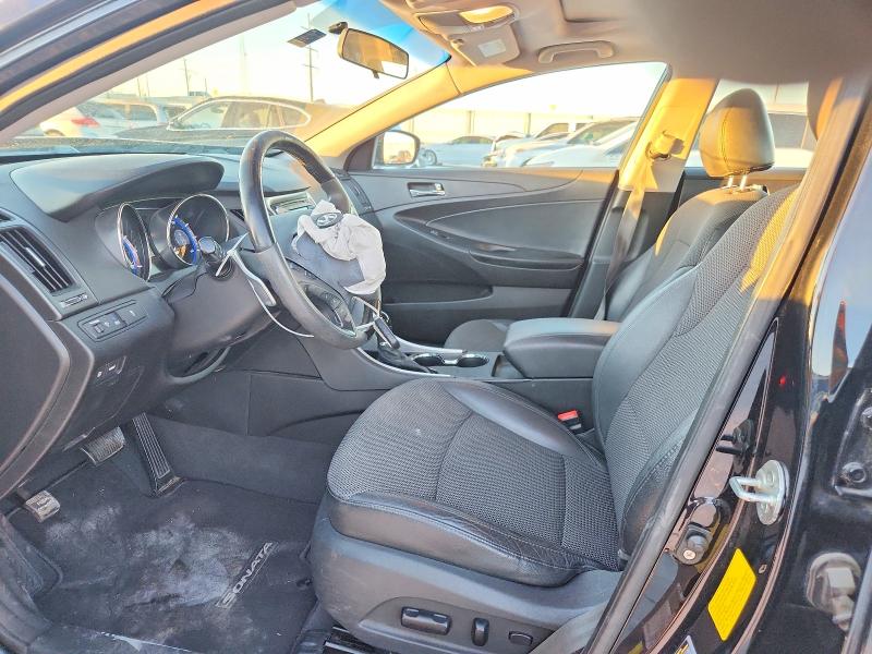 Photo 7 from auction – 2011 HYUNDAI SONATA SE with VIN 5NPEC4AC3BH166676