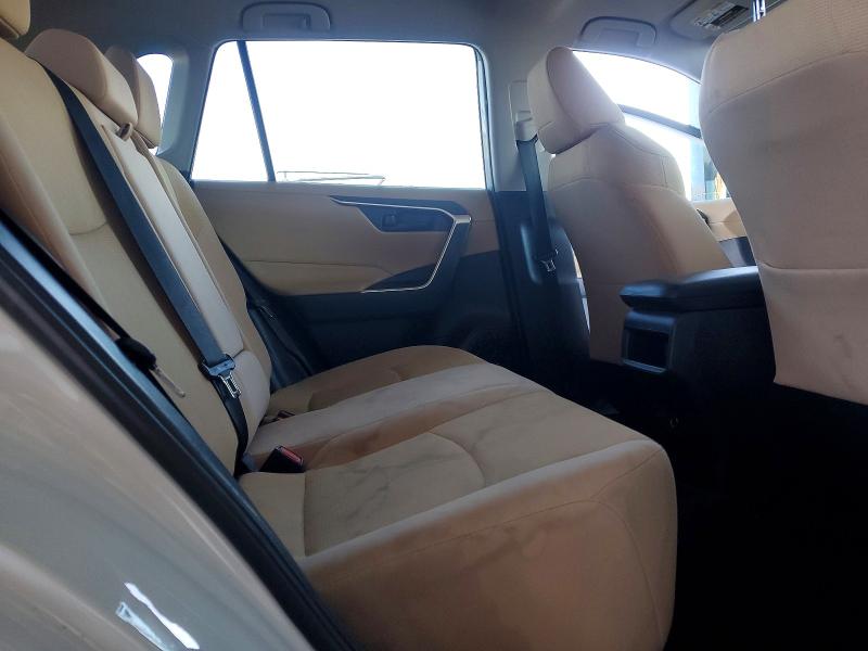 Photo 10 from auction – 2019 TOYOTA RAV4 with VIN 2T3K1RFV8KW009024