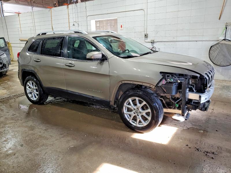 Photo 4 from auction – 2016 JEEP CHEROKEE with VIN 1C4PJMCB0GW334164