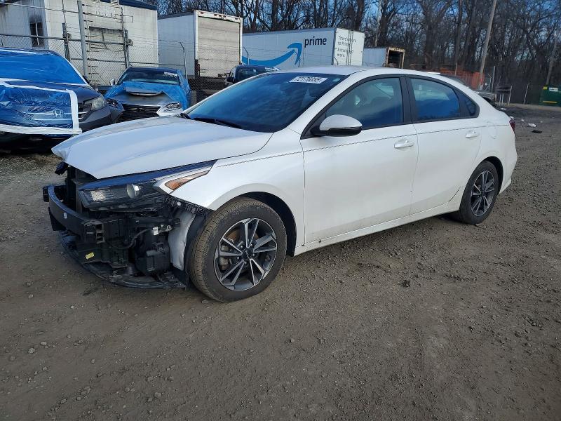 KIA FORTE 2023 with VIN 3KPF24AD5PE583843 - Photo from auction
