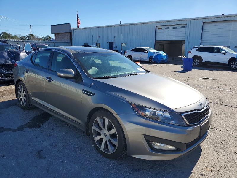 Photo 4 from auction – 2012 KIA OPTIMA SX with VIN 5XXGR4A67CG050170