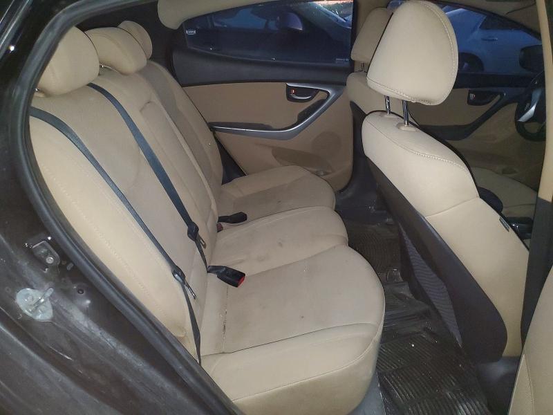 Photo 10 from auction – 2012 HYUNDAI ELANTRA GL with VIN 5NPDH4AE3CH065413