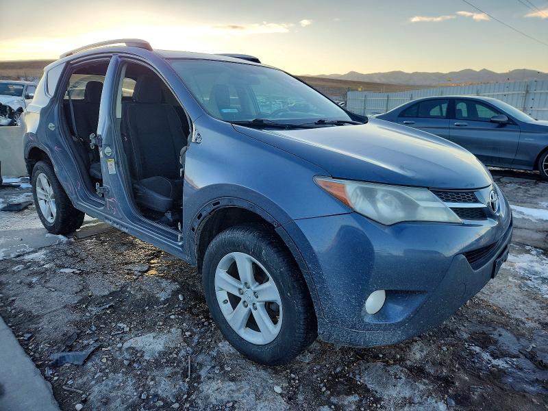 Photo 4 from auction – 2013 TOYOTA RAV4 XLE with VIN 2T3RFREV2DW006155