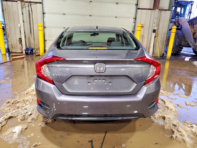 Photo 6 from auction – 2018 HONDA CIVIC EX with VIN 2HGFC2F72JH584434