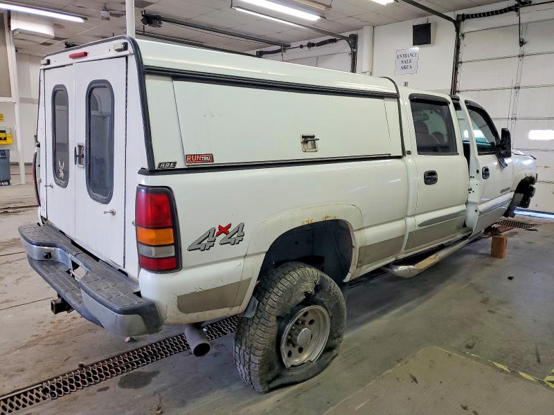 Photo 3 from auction – 2006 GMC SIERRA K25 with VIN 1GTHK23U16F227047