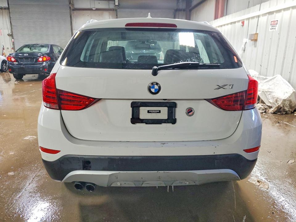 Photo 6 from auction – 2015 BMW X1 with VIN WBAVL1C54FVY33142