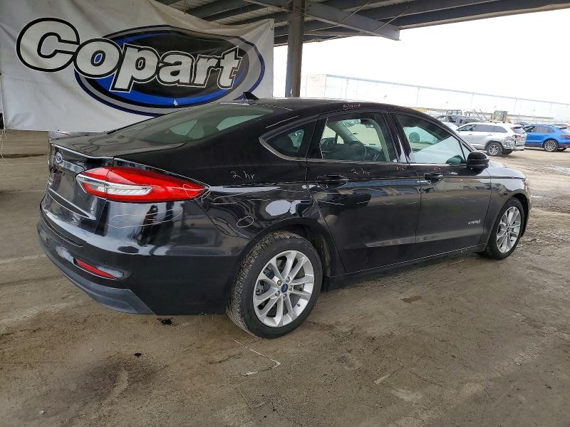 Photo 3 from auction – 2019 FORD FUSION with VIN 3FA6P0LU9KR141128