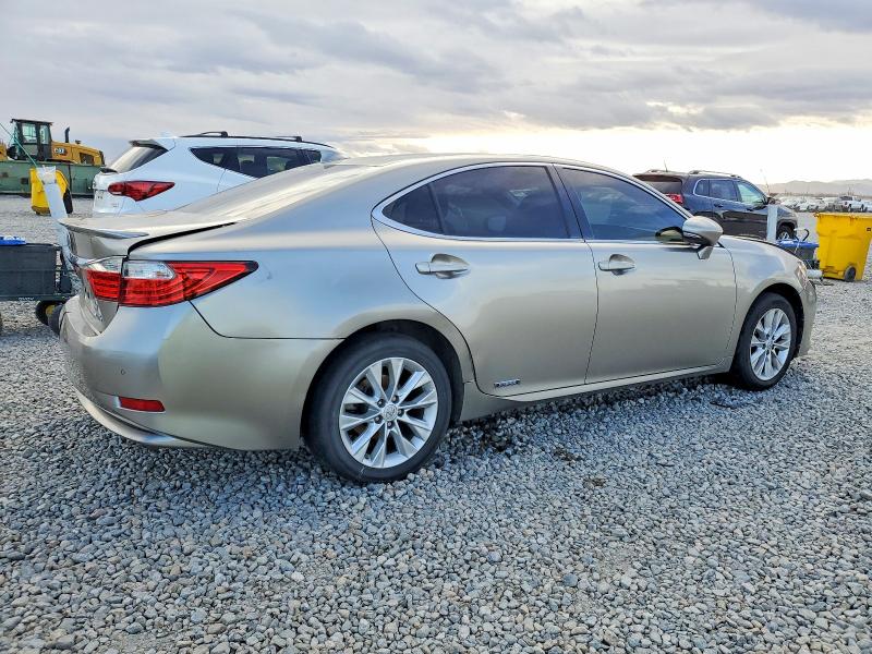 Photo 3 from auction – 2015 LEXUS ES with VIN JTHBW1GG7F2093188
