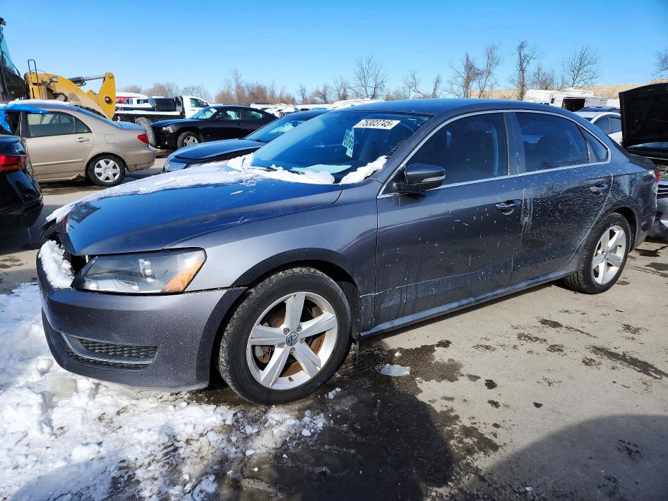 VOLKSWAGEN PASSAT SE 2014 with VIN 1VWBS7A3XEC053201 - Photo from auction