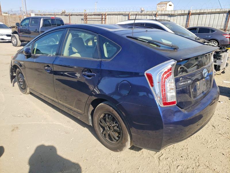 Photo 2 from auction – 2013 TOYOTA PRIUS with VIN JTDKN3DU4D1634789