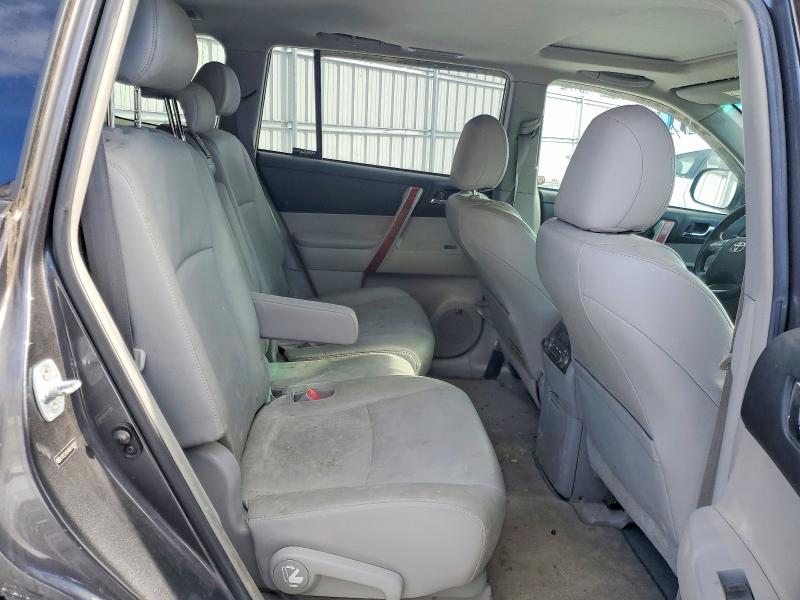 Photo 11 from auction – 2008 TOYOTA HIGHLANDER with VIN JTEES42A382105821