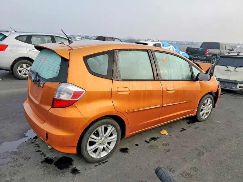 Photo 3 from auction – 2011 HONDA FIT with VIN JHMGE8H58BS008982